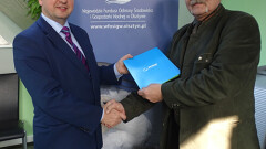 Podpisanie umowy na dotację do usuwania wyrobów zawierających azbest