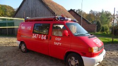 Przekazanie samochodu dla OSP w Sąpach