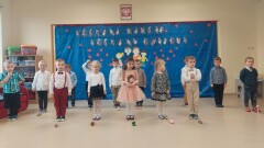 DZIEŃ BABCI I DZIADKA W "PSZCZÓŁKACH"