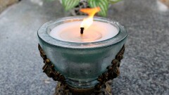 Komunikat Policji dotyczący organizacji ruchu w okresie Wszystkich Świętych  w rejonie Młynarskich cmentarzy.