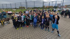 Sportowe zmagania młodych sportowców