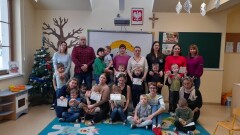 WARSZTATY BOŻONARODZENIOWE I POKAZ TALENTÓW W "PSZCZÓŁKACH"