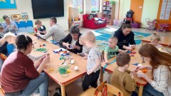 WARSZTATY WIELKANOCNE W GRUPIE "PSZCZÓŁKI"