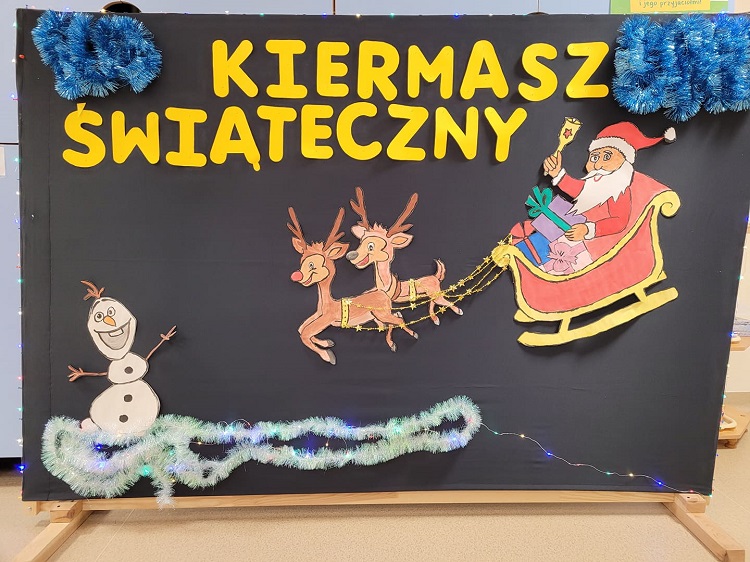 KIERMASZ ŚWIĄTECZNY