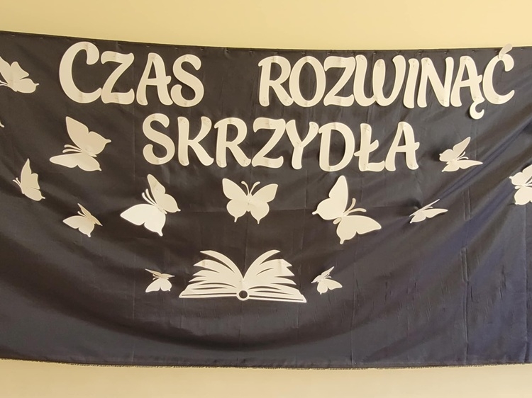 UROCZYSTE ZAKOŃCZENIE ROKU SZKOLNEGO W "JEŻYKACH"